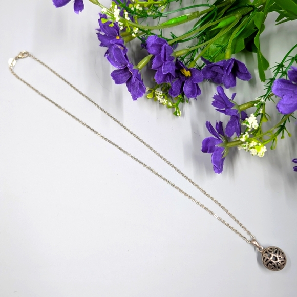 Jewelry - 925 Celtic Design Filigree Ball Pendant And 16 Inch Chain Vintage Necklace